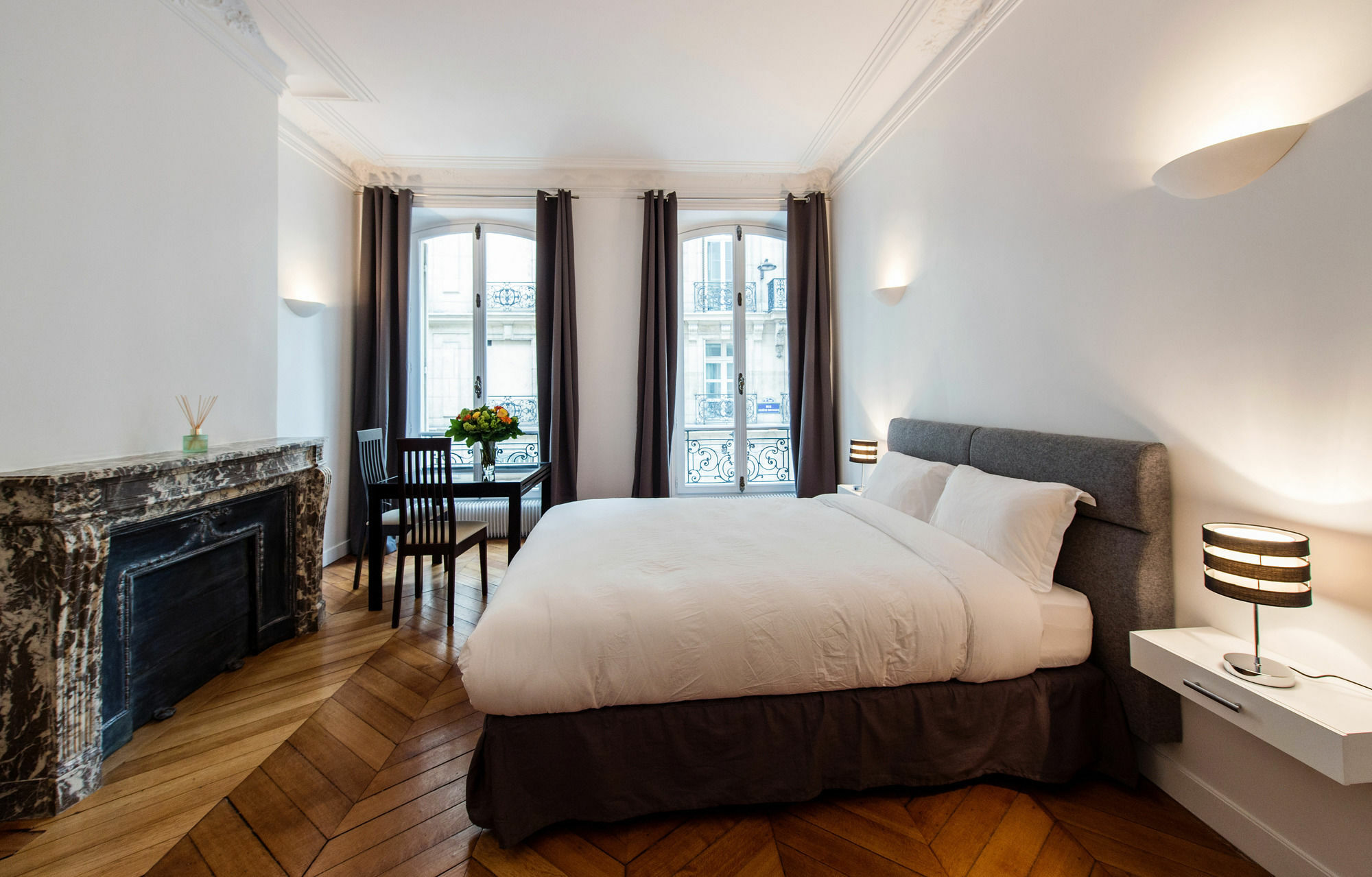 Paris Square Bed & Breakfast Exterior photo